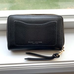 Marc Jacobs Gotham compact pebbled wallet
